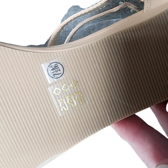 Chinese Laundry Sandals Champagne Taupe Silver Size 7.5 M - Picture 12 of 13